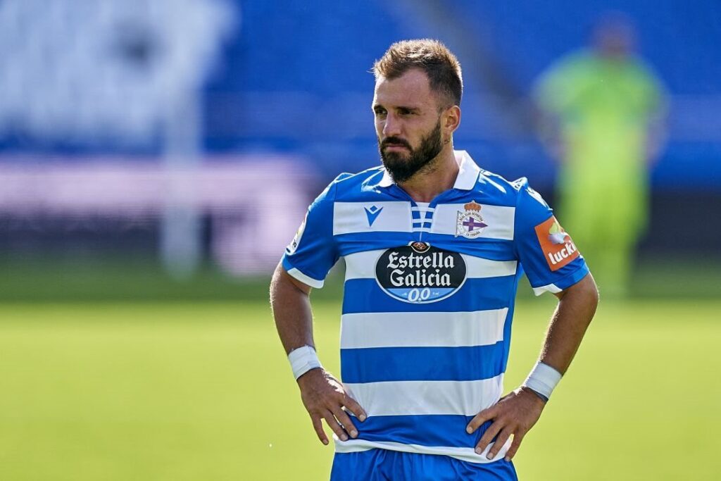 Emre Çolak'ın Yeni Takımı Herkesi Şaşırttı 2 emre colak 3