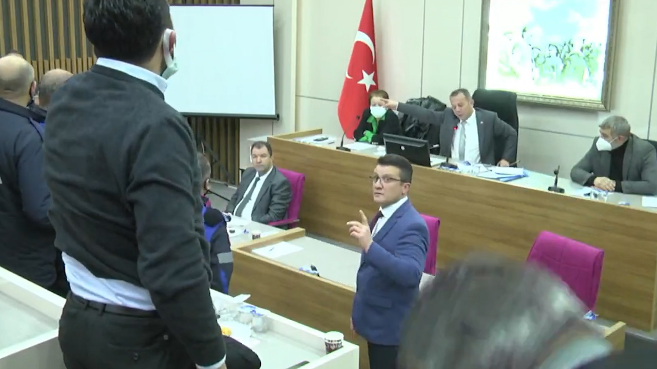 tanju özcan